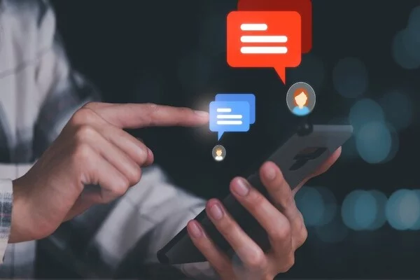 Liên hệ Vin88 dễ dàng qua live chat Liên hệ Vin88 dễ dàng qua live chat